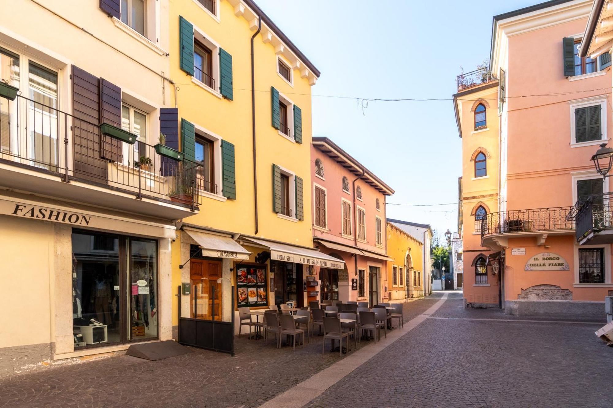 La Casa In Paese Hotell Peschiera del Garda Eksteriør bilde