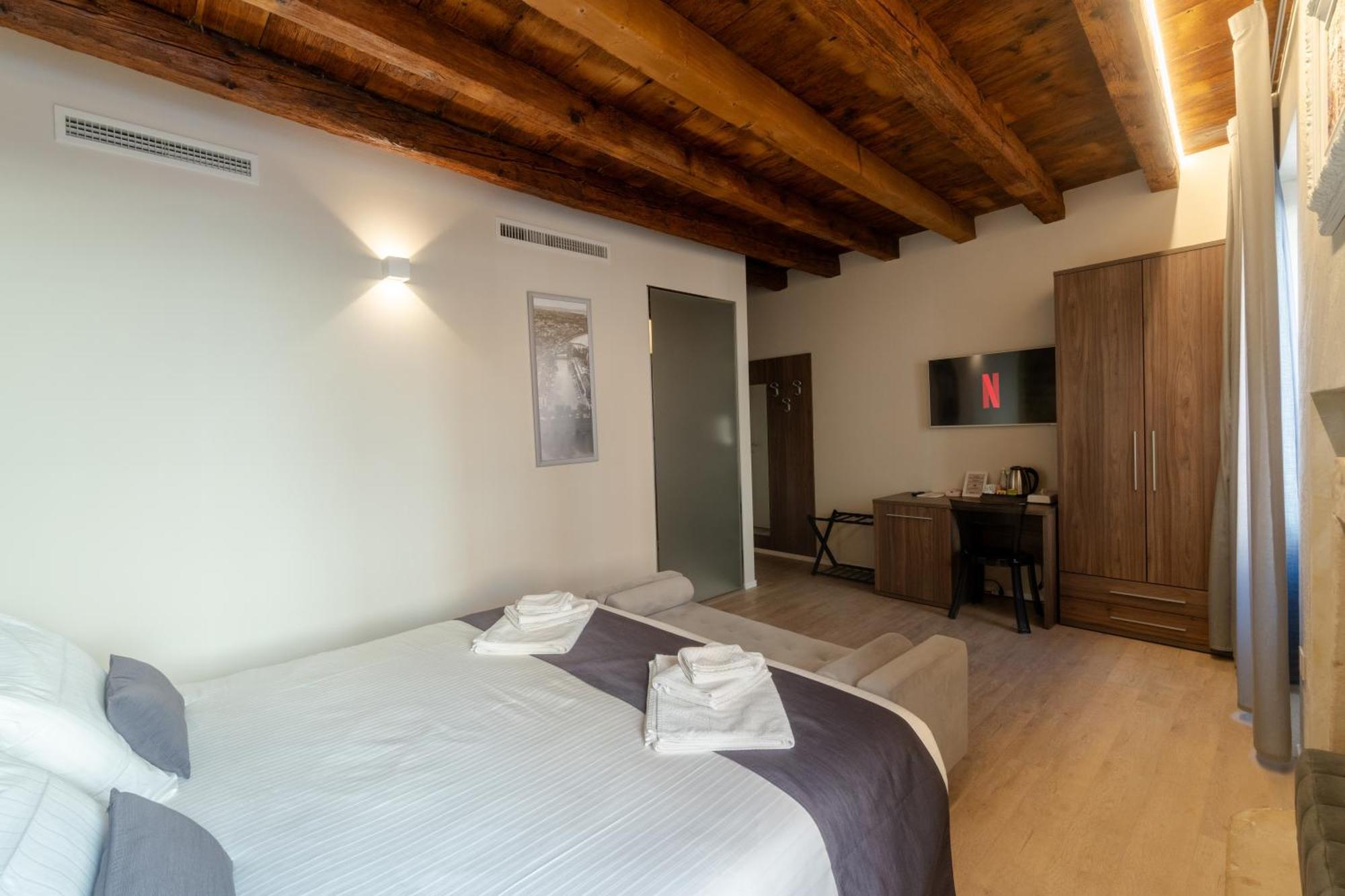 La Casa In Paese Hotell Peschiera del Garda Eksteriør bilde